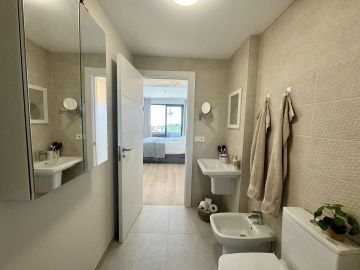 https://cdn.resales-online.com/public/1520bm129f/properties/891d1ec3d27311ef8ce602e0405b089b/w1200/19-d0ed7da2012a09046d307c195d98e7d6.jpg?v=1737030644