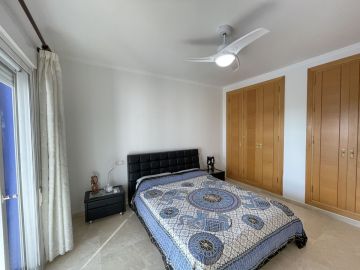 https://cdn.resales-online.com/public/exkwnp8qxt/properties/696a0e66d1c611ef8ce602e0405b089b/w1200/18-cc72f169493c096e712837ff5d8b6e41.jpg?v=1736882575