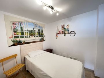https://cdn.resales-online.com/public/exkwnp8qxt/properties/696a0e66d1c611ef8ce602e0405b089b/w1200/36-be7efbbd8b294061d3f27cb7c37865bb.jpg?v=1736882575