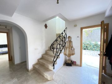 https://cdn.resales-online.com/public/exkwnp8qxt/properties/696a0e66d1c611ef8ce602e0405b089b/w1200/6-241328e1bcc9c0d8ce1222beb6c967a8.jpg?v=1736882575