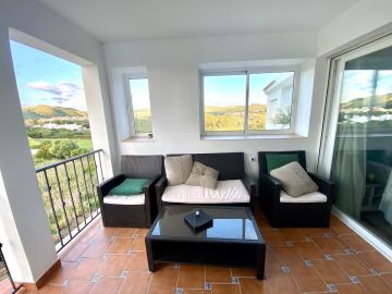 https://cdn.resales-online.com/public/jss4682jto/properties/e42f78e4d7e211ef8ce602e0405b089b/w1200/14-d70dc3102c00d7be0e872dfe1c1f86d7.jpg?v=1737459224