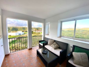 https://cdn.resales-online.com/public/jss4682jto/properties/e42f78e4d7e211ef8ce602e0405b089b/w1200/15-11d12f2f454f2f5e9b981fdd8b901d51.jpg?v=1737459224
