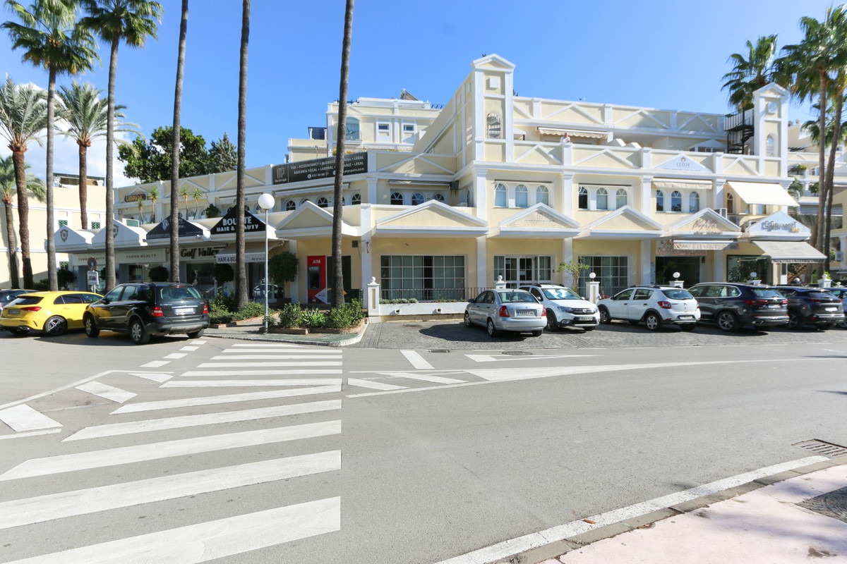 https://cdn.resales-online.com/public/8fm13eveeu/properties/3b0bf1efd88611ef8ce602e0405b089b/w1200/1-7980e48d732b6fc85c14b43b94d2aa54.jpg?v=1737529249