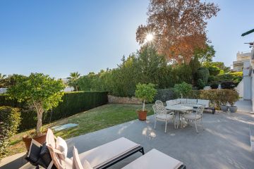 https://cdn.resales-online.com/public/8fm13eveeu/properties/9947ee12d56111ef8ce602e0405b089b/w1200/10-bb915d1cb19341576dcdc994b81ab9c5.jpg?v=1737183663