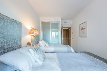 https://cdn.resales-online.com/public/8fm13eveeu/properties/9947ee12d56111ef8ce602e0405b089b/w1200/14-d70dc3102c00d7be0e872dfe1c1f86d7.jpg?v=1737183663