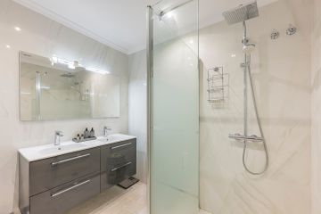 https://cdn.resales-online.com/public/8fm13eveeu/properties/9947ee12d56111ef8ce602e0405b089b/w1200/18-cc72f169493c096e712837ff5d8b6e41.jpg?v=1737183663