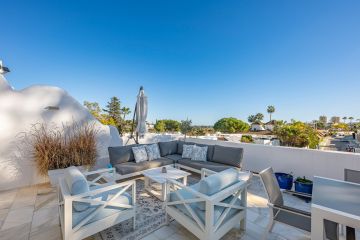 https://cdn.resales-online.com/public/8fm13eveeu/properties/9947ee12d56111ef8ce602e0405b089b/w1200/20-d1f7658cbe4ba6cd8666fec30fba80ad.jpg?v=1737183663