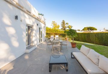 https://cdn.resales-online.com/public/8fm13eveeu/properties/9947ee12d56111ef8ce602e0405b089b/w1200/27-f6e8bc237ba13ac4c268badec6354f3d.jpg?v=1737183663