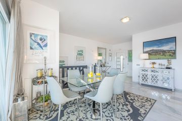 https://cdn.resales-online.com/public/8fm13eveeu/properties/9947ee12d56111ef8ce602e0405b089b/w1200/29-7c2f312881aea9bbe9ddaeb9640e2c9a.jpg?v=1737183663