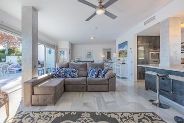 https://cdn.resales-online.com/public/8fm13eveeu/properties/9947ee12d56111ef8ce602e0405b089b/w1200/30-5e8634ec9576c9ad4825a6dec5b5d375.jpg?v=1737183663
