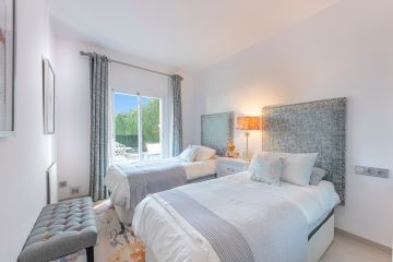 https://cdn.resales-online.com/public/8fm13eveeu/properties/9947ee12d56111ef8ce602e0405b089b/w1200/5-3595ad71cbd87be6c3643a4285ef4791.jpg?v=1737183663