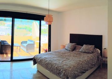 https://cdn.resales-online.com/public/wuap71y7hs/properties/4976b02eda2011ef8ce602e0405b089b/w1200/3-e898b2bb2a2fdfd06d2c39894dce8316.jpg?v=1737705367