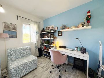 https://cdn.resales-online.com/public/e24h25ebz0/properties/e93dd6d4d99611ef8ce602e0405b089b/w1200/16-ec67b526875bf0124b6ce4328a754439.jpg?v=1737669562