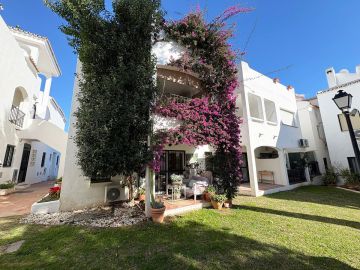 https://cdn.resales-online.com/public/e24h25ebz0/properties/e93dd6d4d99611ef8ce602e0405b089b/w1200/25-45e7a00e8ada30030040e20a35fbccfd.jpg?v=1737669562