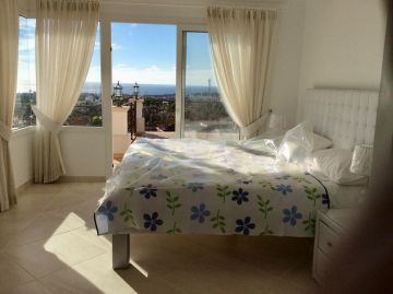 https://cdn.resales-online.com/public/c5qxxwzfkp/properties/e226f4187bd411ee8fbe0217bc231ef4/w1200/16-ec67b526875bf0124b6ce4328a754439.jpg?v=1738149855