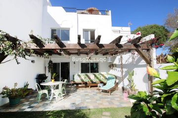 https://cdn.resales-online.com/public/8usg2qssqc/properties/d52315e2deef11ef8ce602e0405b089b/w1200/16-ec67b526875bf0124b6ce4328a754439.jpg?v=1738235318