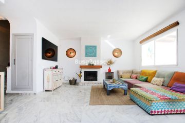 https://cdn.resales-online.com/public/8usg2qssqc/properties/d52315e2deef11ef8ce602e0405b089b/w1200/18-cc72f169493c096e712837ff5d8b6e41.jpg?v=1738235318