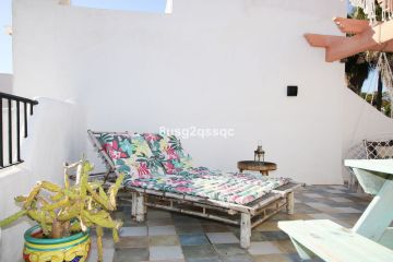 https://cdn.resales-online.com/public/8usg2qssqc/properties/d52315e2deef11ef8ce602e0405b089b/w1200/52-aa08978ddec66a09ad5932aa90b5d90c.jpg?v=1738235318