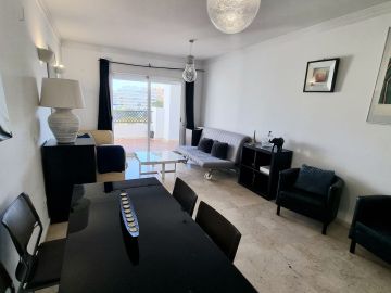 https://cdn.resales-online.com/public/5esv79q6h5/properties/a93a36ede2ec11ef8ce602e0405b089b/w1200/11-20939a0134ad724a8cb2a801094d15a4.jpg?v=1738673854