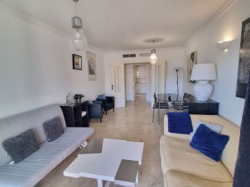 https://cdn.resales-online.com/public/5esv79q6h5/properties/a93a36ede2ec11ef8ce602e0405b089b/w1200/4-c23c0f86247804fa50226aecd8b0b2c8.jpg?v=1738673854