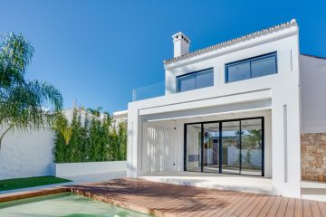 https://cdn.resales-online.com/public/y2bix7xo8m/properties/cf60243ee2ba11ef8ce602e0405b089b/w1200/17-dd5fcd4f0eb487dfa3803f7e20814c0e.jpg?v=1738651344
