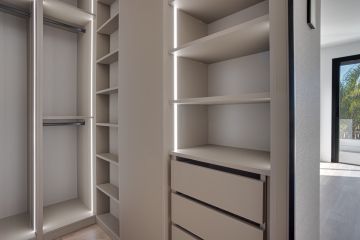 https://cdn.resales-online.com/public/y2bix7xo8m/properties/cf60243ee2ba11ef8ce602e0405b089b/w1200/25-45e7a00e8ada30030040e20a35fbccfd.jpg?v=1738651344
