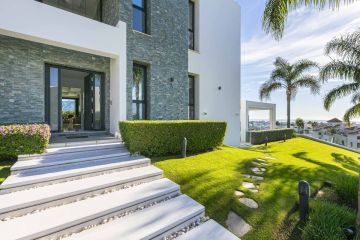https://cdn.resales-online.com/public/mf919c1vse/properties/4a25f815dee111ef8ce602e0405b089b/w1200/3-e898b2bb2a2fdfd06d2c39894dce8316.jpg?v=1738669977