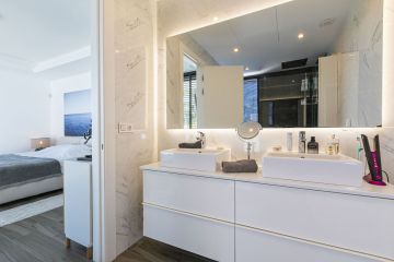 https://cdn.resales-online.com/public/mf919c1vse/properties/4a25f815dee111ef8ce602e0405b089b/w1200/40-f31507287178c6a03c2c34ff88cc832c.jpg?v=1738669977