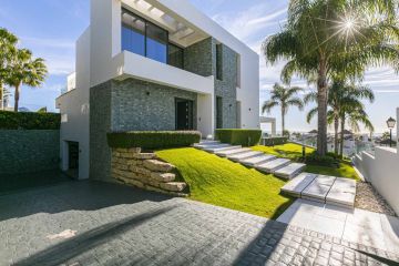 https://cdn.resales-online.com/public/mf919c1vse/properties/4a25f815dee111ef8ce602e0405b089b/w1200/50-e047a14369788a95335be886311a4ac9.jpg?v=1738669977