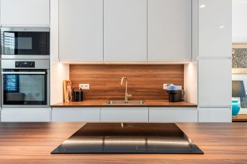 https://cdn.resales-online.com/public/vumcvajtgsjl4vtp/properties/37f1db0ce3e111ef8ce602e0405b089b/w1200/1-7980e48d732b6fc85c14b43b94d2aa54.jpg?v=1738855717