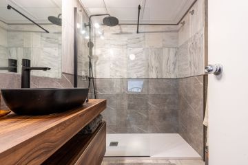 https://cdn.resales-online.com/public/vumcvajtgsjl4vtp/properties/37f1db0ce3e111ef8ce602e0405b089b/w1200/17-dd5fcd4f0eb487dfa3803f7e20814c0e.jpg?v=1738855717