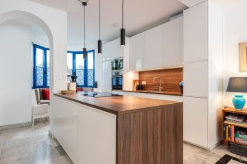 https://cdn.resales-online.com/public/vumcvajtgsjl4vtp/properties/37f1db0ce3e111ef8ce602e0405b089b/w1200/3-e898b2bb2a2fdfd06d2c39894dce8316.jpg?v=1738855717