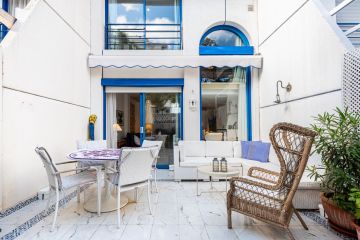 https://cdn.resales-online.com/public/vumcvajtgsjl4vtp/properties/37f1db0ce3e111ef8ce602e0405b089b/w1200/6-241328e1bcc9c0d8ce1222beb6c967a8.jpg?v=1738855717