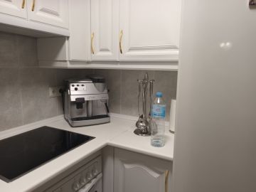 https://cdn.resales-online.com/public/86l1hb0hs4/properties/626936d7e7c211ef8ce602e0405b089b/w1200/13-5fd73dea700db77384c091ca9818b1a9.jpg?v=1739204776
