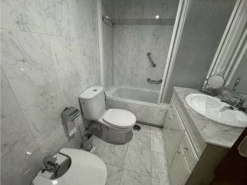 https://cdn.resales-online.com/public/86l1hb0hs4/properties/626936d7e7c211ef8ce602e0405b089b/w1200/17-dd5fcd4f0eb487dfa3803f7e20814c0e.jpg?v=1739204776
