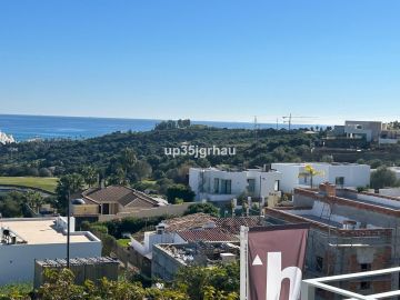 https://cdn.resales-online.com/public/up35jgrhau/properties/313c5effe87811ef8ce602e0405b089b/w1200/9-467d0cee5b725f3ef65f102a0c2e69c0.jpg?v=1739282543