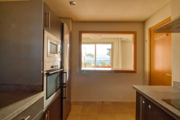 https://cdn.resales-online.com/public/14ldb8jhxc/properties/70da009ae70f11ef8ce602e0405b089b/w1200/13-5fd73dea700db77384c091ca9818b1a9.jpg?v=1739296438
