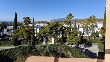 https://cdn.resales-online.com/public/umpqlvr8rf/properties/8e064251e93b11ef8ce602e0405b089b/w1200/8-e64a9055bba3e77ac8aca3b893cdf826.jpg?v=1739366383