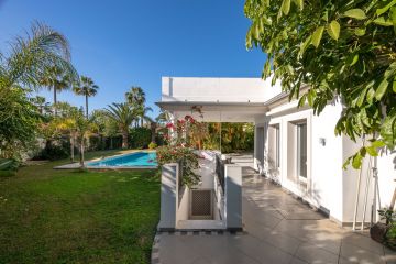 https://cdn.resales-online.com/public/pg5ce1tdbg/properties/96171b0cdcac11ef8ce602e0405b089b/w1200/16-ec67b526875bf0124b6ce4328a754439.jpg?v=1739167637