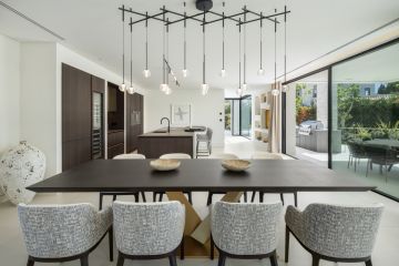 https://cdn.resales-online.com/public/46g3vfh9rc/properties/2a4643c9732711ef9d2d0217bc231ef4/w1200/10-bb915d1cb19341576dcdc994b81ab9c5.jpg?v=1726383352