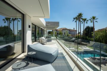 https://cdn.resales-online.com/public/46g3vfh9rc/properties/2a4643c9732711ef9d2d0217bc231ef4/w1200/12-53013098fcab6c38b1379cd33298e050.jpg?v=1726383352
