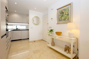https://cdn.resales-online.com/public/mtaumpncpn/properties/afa476f4ecf311ef8cfb02e0405b089b/w1200/9-467d0cee5b725f3ef65f102a0c2e69c0.jpg?v=1739775283