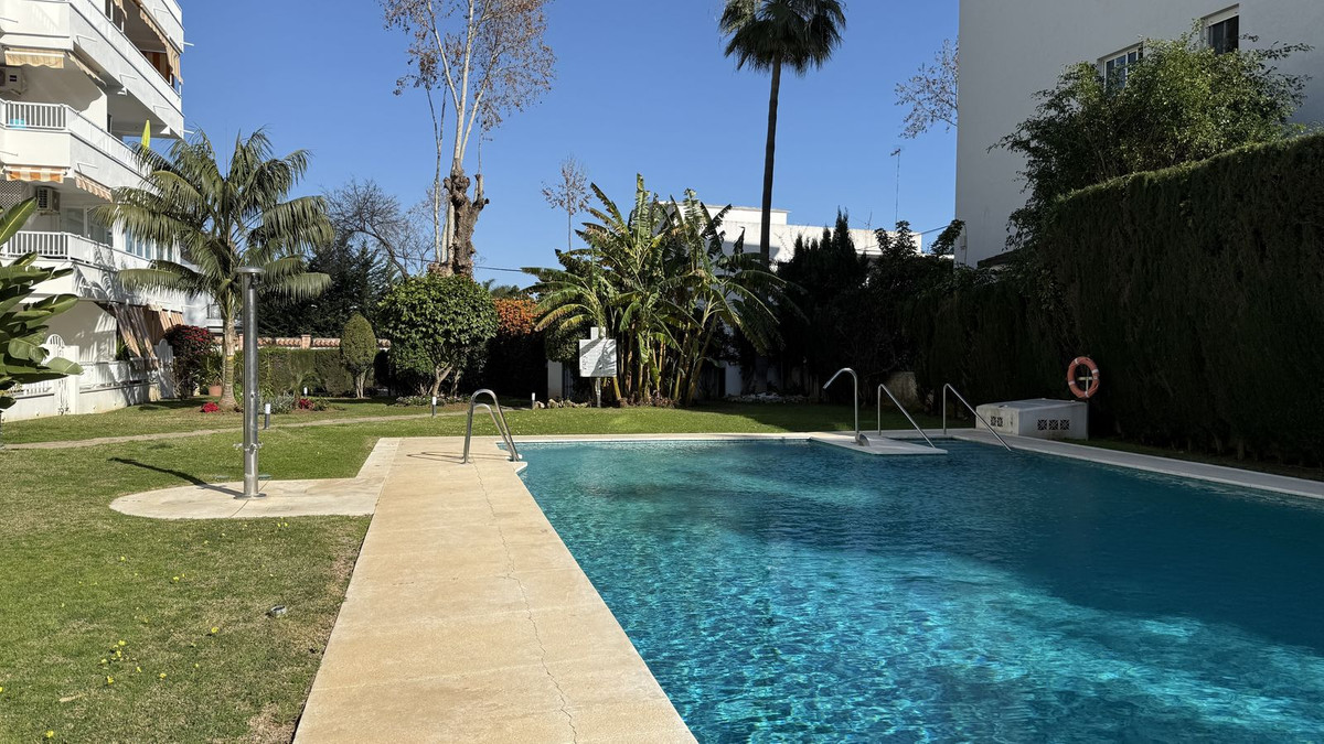 https://cdn.resales-online.com/public/c12gz3cay8/properties/2fb9357aec8b11ef8ce602e0405b089b/w1200/1-7980e48d732b6fc85c14b43b94d2aa54.jpg?v=1739742639