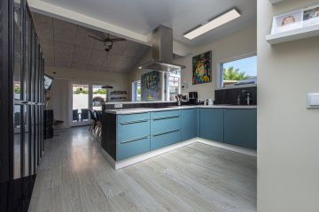 https://cdn.resales-online.com/public/wuap71y7hs/properties/d6ddc8c9ee8611ef8cfb02e0405b089b/w1200/20-d1f7658cbe4ba6cd8666fec30fba80ad.jpg?v=1739948436