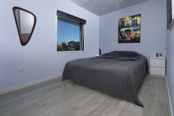 https://cdn.resales-online.com/public/wuap71y7hs/properties/d6ddc8c9ee8611ef8cfb02e0405b089b/w1200/27-f6e8bc237ba13ac4c268badec6354f3d.jpg?v=1739948436