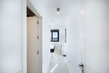 https://cdn.resales-online.com/public/kj4s0e6mui/properties/c51ec28df05d11ef8cfb02e0405b089b/w1200/12-53013098fcab6c38b1379cd33298e050.jpg?v=1740150700