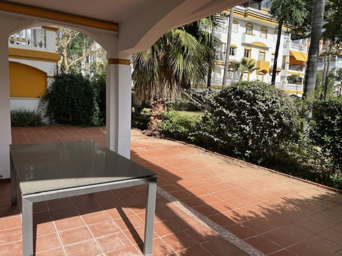 https://cdn.resales-online.com/public/9hu2hfqih2/properties/eb925e71d33111ef8ce602e0405b089b/w1200/1-7980e48d732b6fc85c14b43b94d2aa54.jpg?v=1736944155
