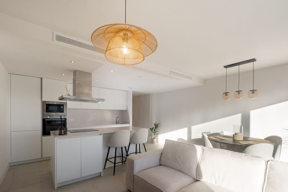 https://cdn.resales-online.com/public/imjrt5ijqx/properties/d45ecb92ef9611ef8cfb02e0405b089b/w1200/1-7980e48d732b6fc85c14b43b94d2aa54.jpg?v=1740409218