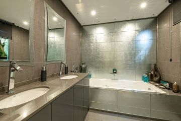 https://cdn.resales-online.com/public/xxoexdmvjv/properties/7e139954f42111ef8cfb02e0405b089b/w1200/11-20939a0134ad724a8cb2a801094d15a4.jpg?v=1740565296