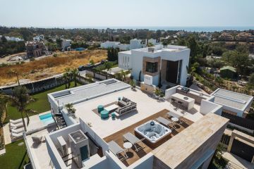 https://cdn.resales-online.com/public/vj79r8sgv9/properties/00f8facd702711ef9d2d0217bc231ef4/w1200/1-7980e48d732b6fc85c14b43b94d2aa54.jpg?v=1726479709